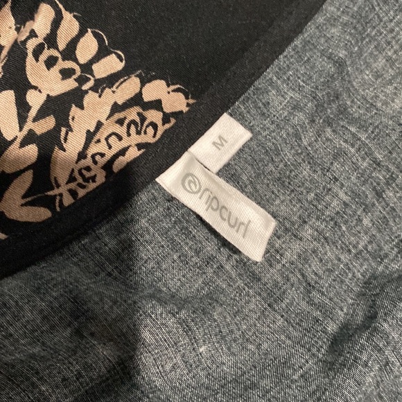 Rip curl Romper - Picture 5 of 5